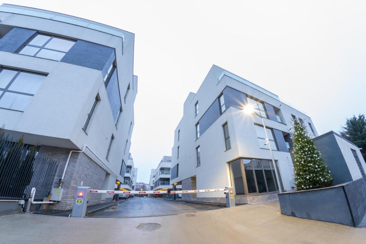 בוקרשט Citadela North 1Br Apartment W Security And Self Check In מראה חיצוני תמונה
